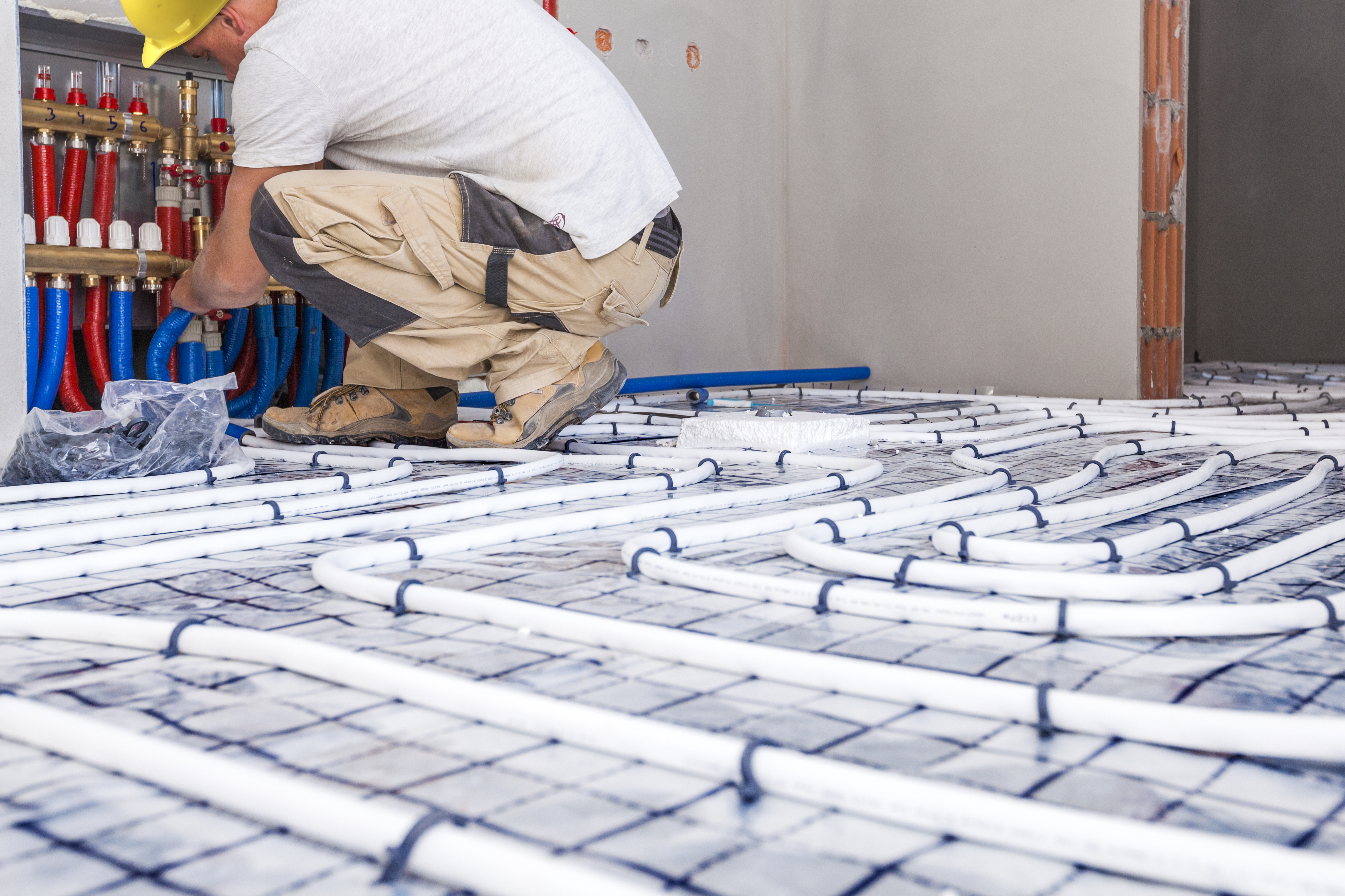 Riscaldamento a pavimento e soffitto